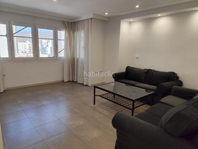 Foto c2452631-91a9-433c-9596-17a84bcafdf5. Location appartement dans paseo de Almería 41 dans Centro Almería
