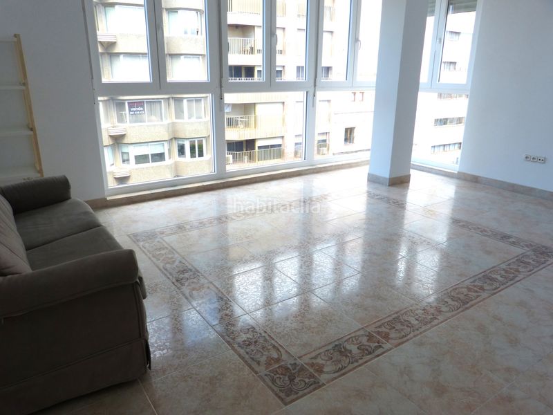 Foto 23b344e2-0d63-4e5c-a234-d13f8137fc6f. Location appartement dans Centro Almería