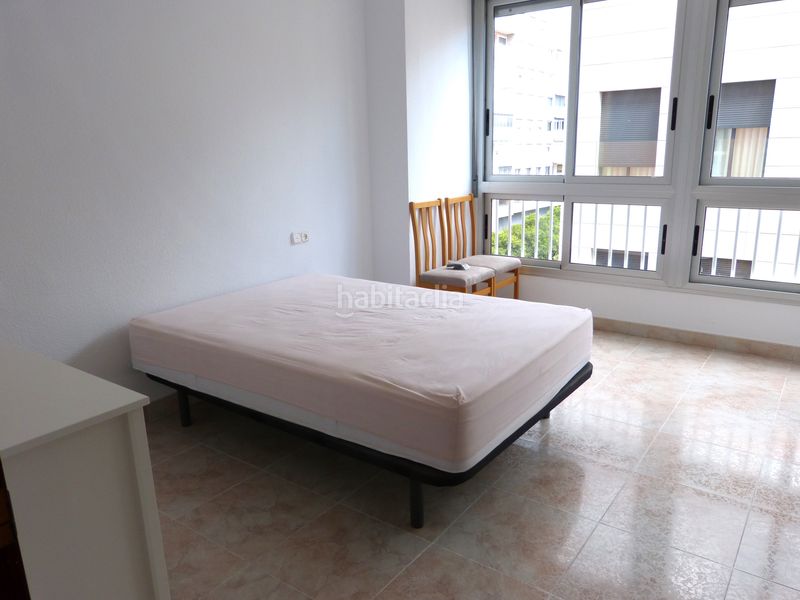 Foto 8bb3d804-8a22-4386-937e-6c5d813c25dd. Location appartement dans Centro Almería