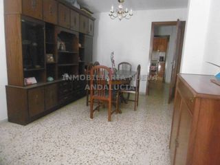 Affitto Appartamento in Nueva Andalucía. Piso en alquiler