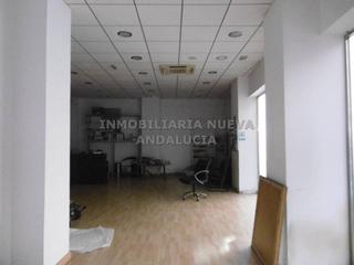 Location Local commercial à Barrio Alto - San Félix. Local comercial en alquiler
