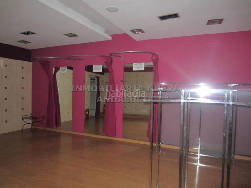 Foto c3b826e8-1f64-43d7-9608-158bd8f3c1b0. Affitto locale commerciale in Oliveros - Altamira Almería