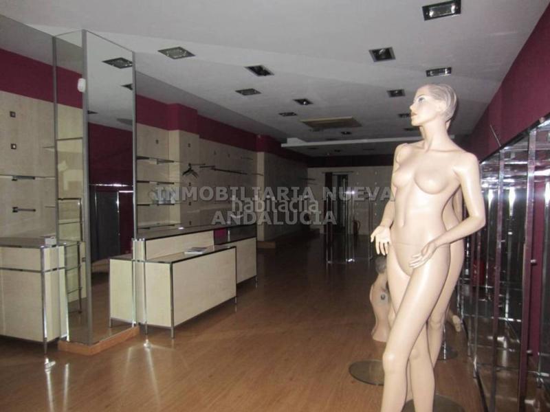 Foto a86be3c5-9ed4-45af-8107-c37437ef3bd2. Alquiler local comercial  en alquiler en Almería