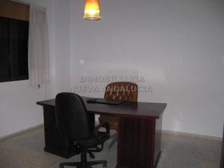 Location Bureau à Centro. Oficina en alquiler