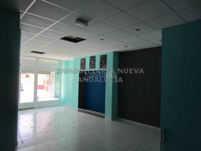 Foto 5e83ed09-d248-4a1a-beff-0ec409e2b985. Lloguer local comercial a San Luis Almería