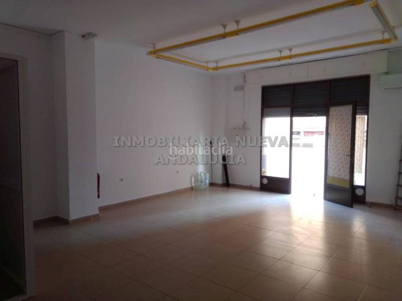 Foto 34e5bf14-6ff1-4bee-adf6-68d0e209e571. Rent business premise in Nueva Andalucía Almería