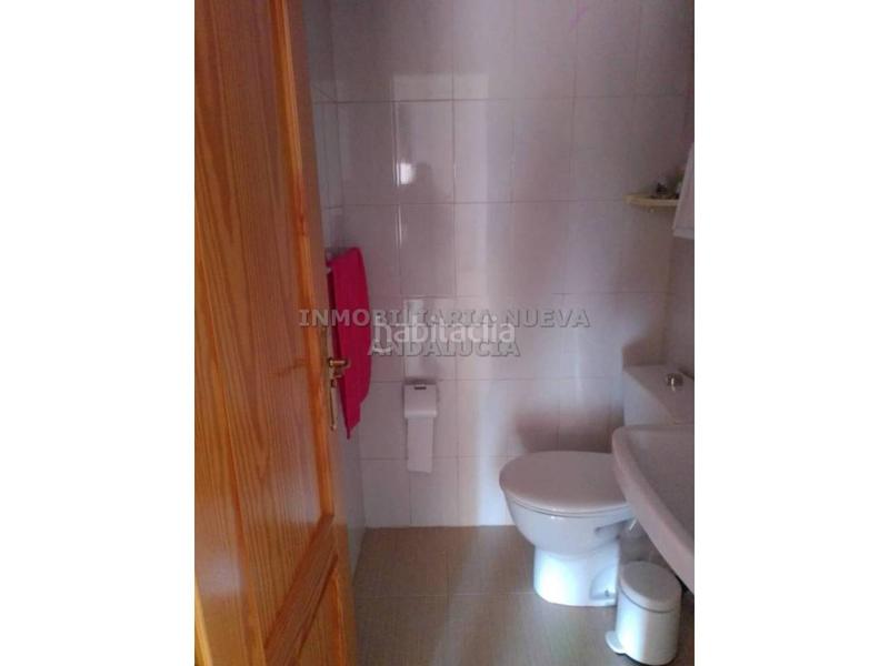 Foto dbbcdc32-116d-472e-8ba4-13e3923e5f69. Rent business premise in Nueva Andalucía Almería