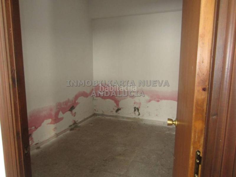 Foto 647331fe-3f62-42fa-9603-511818a98b06. Alquiler local comercial  en alquiler en centro en Almería