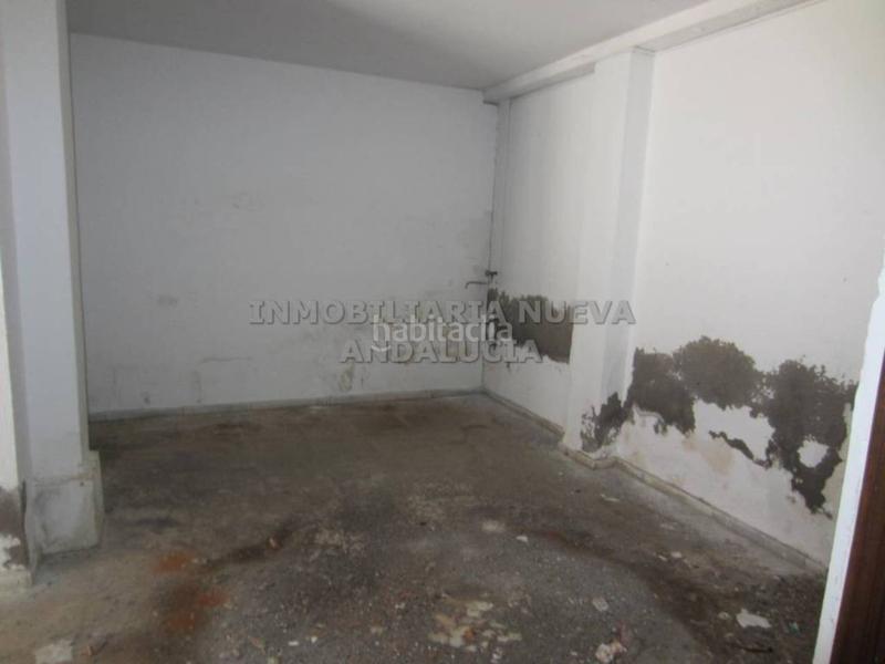 Foto 3dc44a46-7f01-4ea1-807e-9476f3b37b61. Lloguer local comercial a Barrio Alto - San Félix Almería