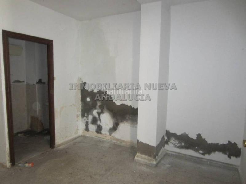 Foto a3f82989-4d10-4df1-8171-6ab2a3bbc005. Lloguer local comercial a Barrio Alto - San Félix Almería