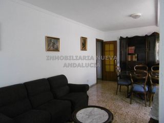 Affitto Appartamento in Nueva Andalucía. Piso en alquiler en nueva andalucía04006