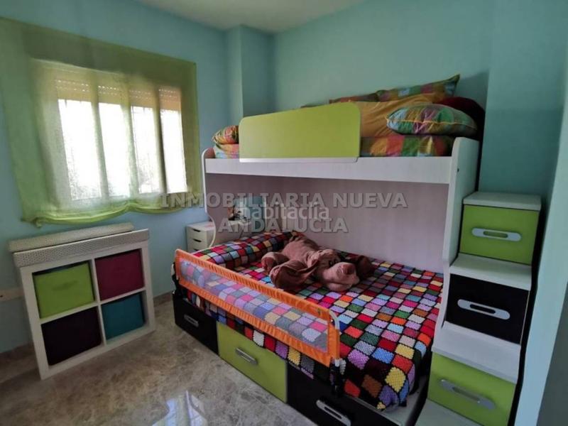 Foto ff23532b-db2a-4c7e-a1c2-c7e00ac4b579. Location appartement avec parking piscine dans El Toyo Almería