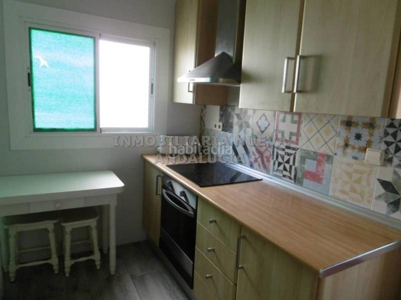 Foto 6d5d8f0c-35c2-4944-87f3-55f36d998326. Location appartement dans Centro Almería