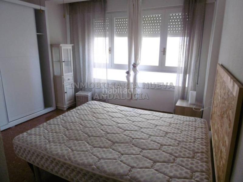 Foto d46bea79-723a-42f4-8de3-50a53e357960. Location appartement dans Centro Almería