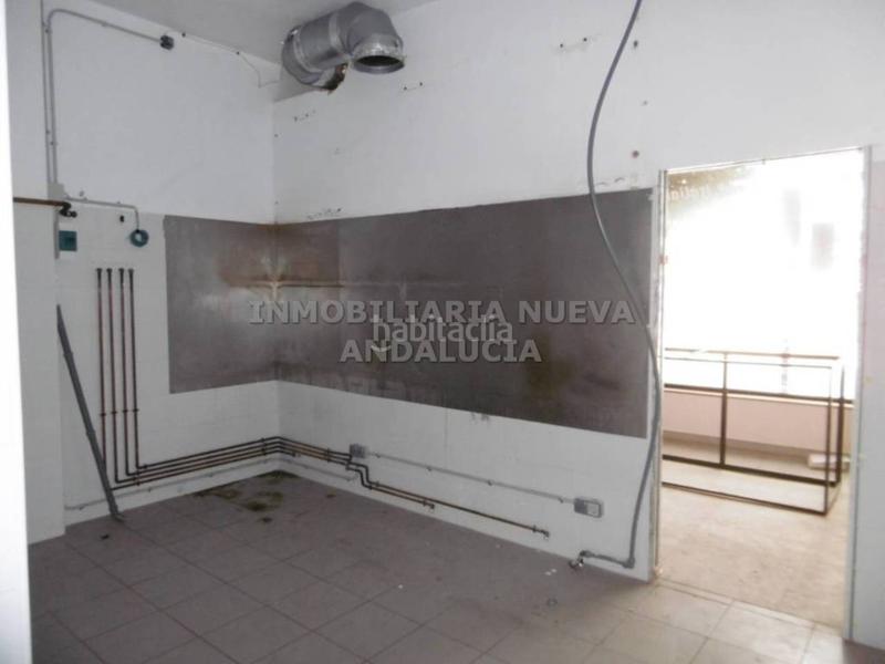 Foto 82f76c32-9bea-4084-901e-5aaa4b800586. Alquiler local comercial local en alquiler en centro en Almería