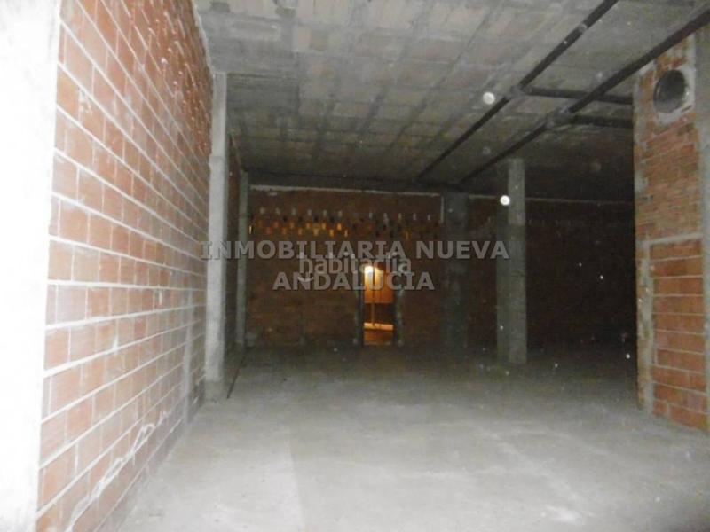 Foto 2a230c44-f90b-48e1-b7ec-1077e6d0cc2b. Lloguer local comercial a San Luis Almería