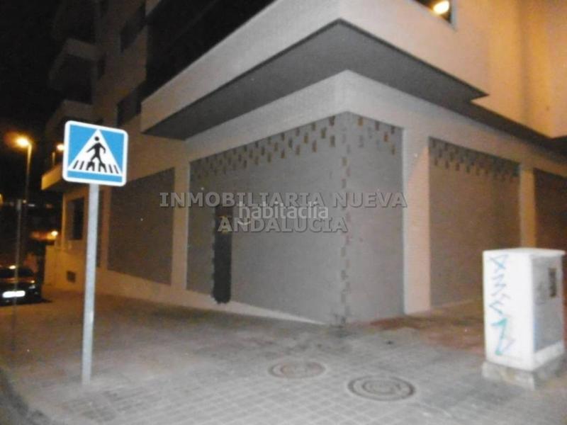 Foto cd8831be-7040-4e02-9982-eb93a1582fa2. Lloguer local comercial a San Luis Almería