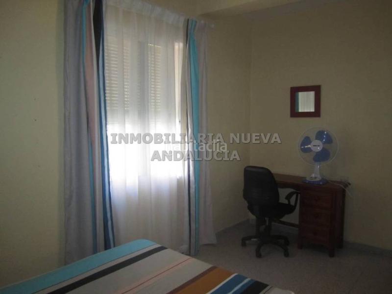 Foto f59d0faf-cfa4-4e9c-baf4-2055418ddfa3. Lloguer casa a Ciudad Jardín - Tagarete - El Zapillo Almería