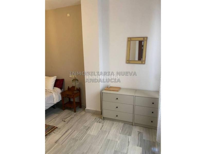 Foto 785ab3d8-6761-4948-bf3c-50962172aad5. Miete etagenwohnung mit parking in Centro Almería