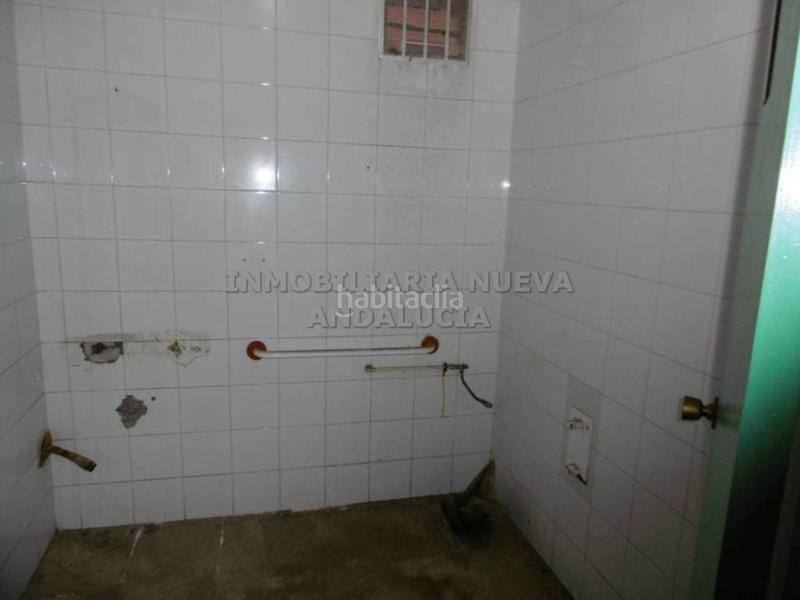 Foto 19d2e328-d741-4b77-86de-d65a52482d64. Lloguer local comercial a Oliveros - Altamira Almería