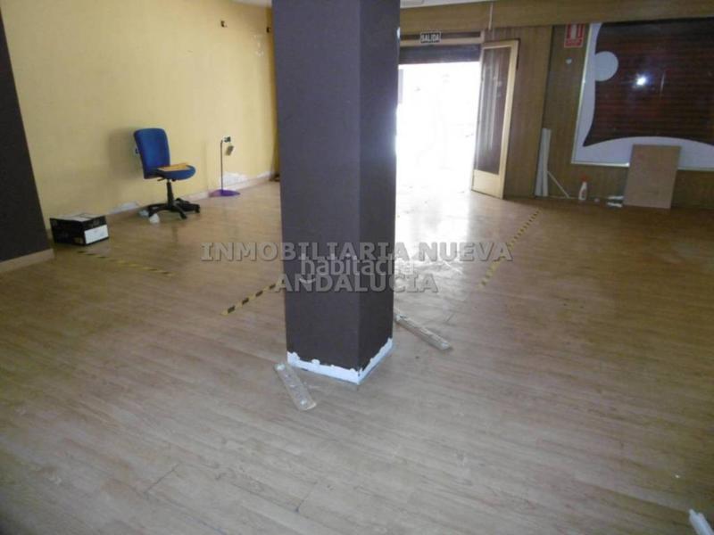 Foto 120c775e-c162-4647-81c8-e60929f7b020. Lloguer local comercial a Nueva Andalucía Almería