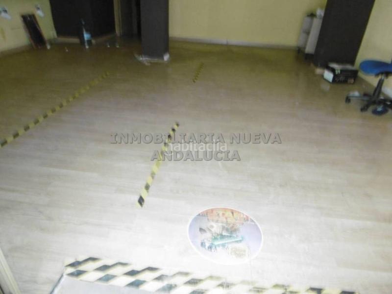 Foto 693b725d-cb3a-4133-878a-3a6c568e946d. Lloguer local comercial a Nueva Andalucía Almería