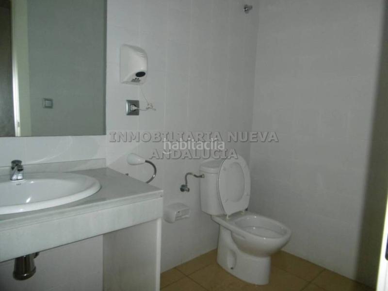 Foto 1428ea9b-f6f4-409d-9c7c-e8332489a26b. Location local commercial dans Oliveros - Altamira Almería