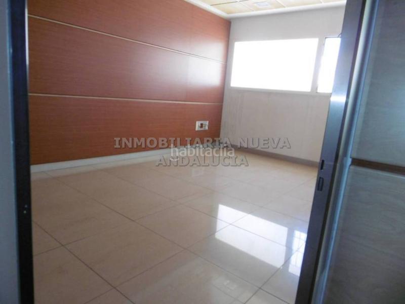 Foto 99ac06a5-f2c5-4d6e-8a84-99946bc33d5d. Location local commercial dans Oliveros - Altamira Almería