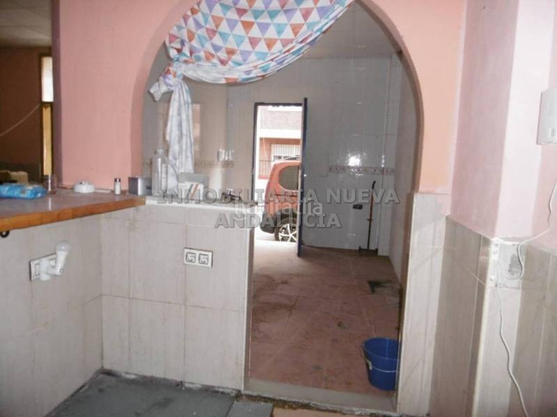 Foto 40e72df6-ace6-49c1-af4c-7b86b4110623. Rent business premise in Ciudad Jardín - Tagarete - El Zapillo Almería