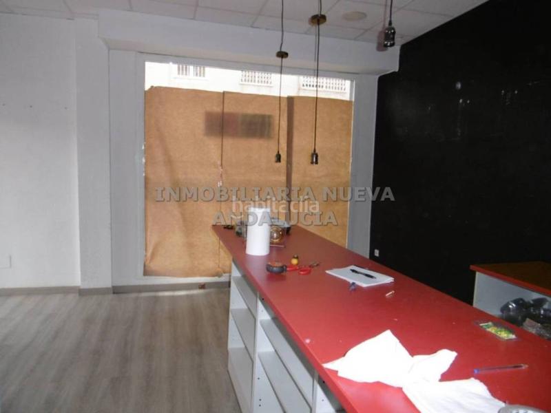 Foto 8ddbd342-bc09-40b4-bb2e-96f783774f00. Rent business premise in Nueva Andalucía Almería