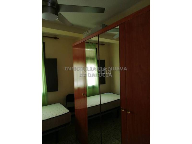 Foto 643f49e3-e850-4b7d-9168-4858e62296a4. Alquiler piso  en alquiler en oliverosaltamirabarrio alto en Almería