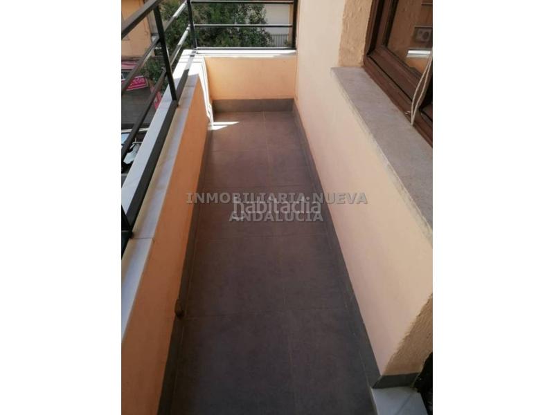 Foto f48176d6-20c6-4b55-9cf3-6f174ed95d90. Alquiler piso  en alquiler en oliverosaltamirabarrio alto en Almería