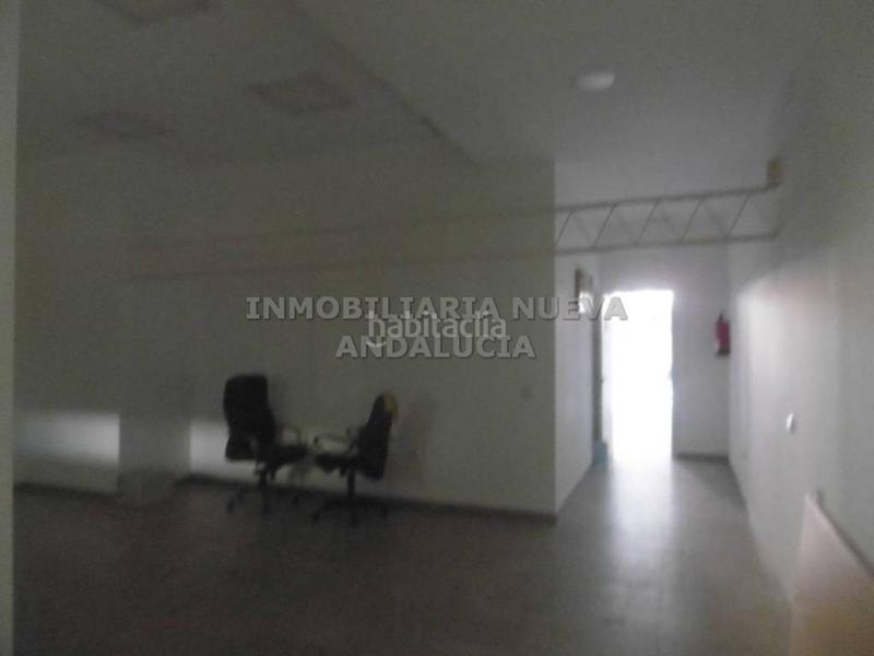Foto 09857b0d-2922-4541-bd59-25d2330f8ff2. Alquiler local comercial  en alquiler en Almería