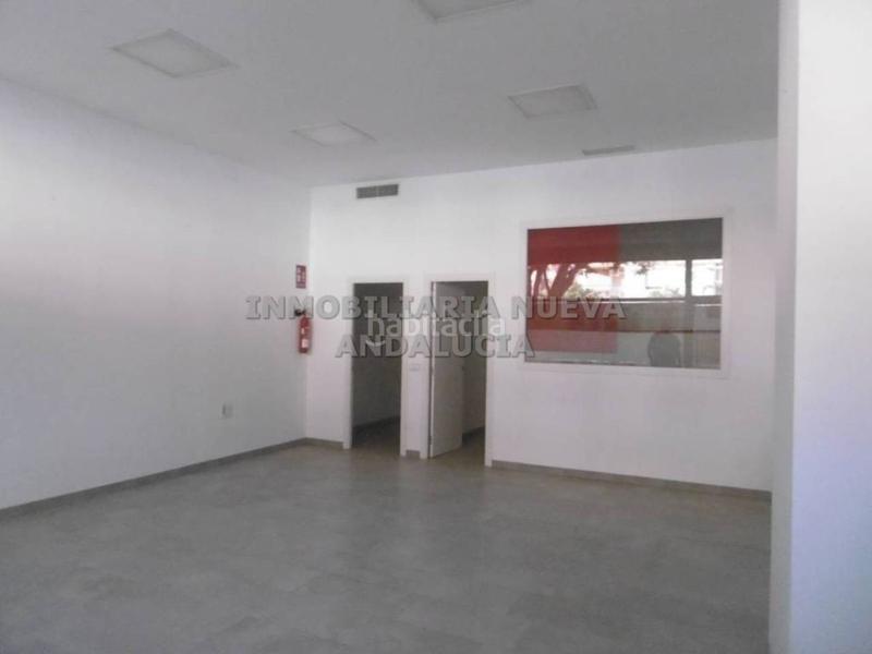 Foto 6ed2780e-9a9f-418a-969e-5eb7d8ff68b3. Alquiler local comercial  en alquiler en Almería