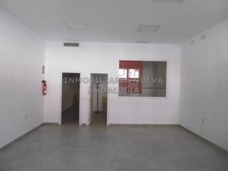 Location Local commercial à Nueva Almería - Cortijo Grande - Vega de Acá. Local comercial en alquiler