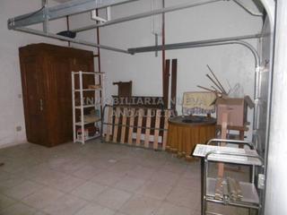 Business premise in Plaza de Toros - Santa Rita