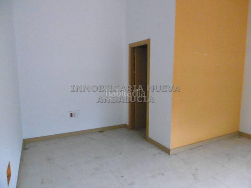 Foto 383f9faa-bc77-4fd4-a8cb-ecf5663b58a3. Alquiler local comercial local en alquiler en San Luislos molinos en Almería