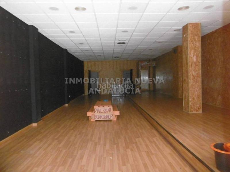 Foto 6aeb454c-28f8-4e23-97e9-6bf427fd8aa3. Affitto locale commerciale in Nueva Andalucía Almería