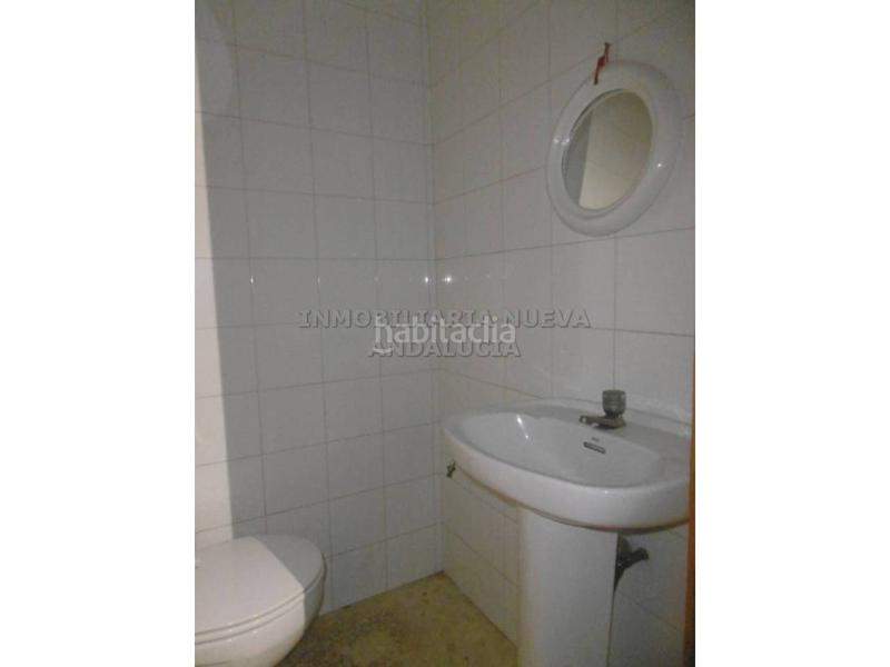Foto 8cab4128-a127-46ce-82e4-4400c6224daf. Rent business premise in Nueva Andalucía Almería