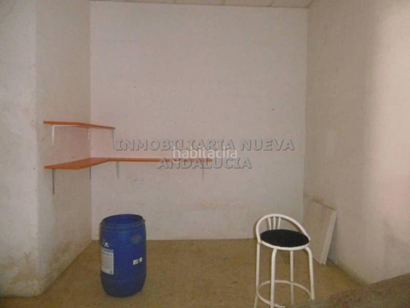 Foto 8cbb5c4b-dbf3-4334-a907-55c9b1c7a075. Rent business premise in Nueva Andalucía Almería