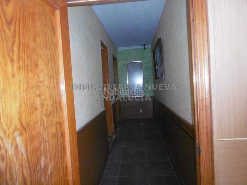 Foto 4a5b6336-e8f8-4ad1-b91f-f3f1b4e6c400. Miete geschäftsraum in Ciudad Jardín - Tagarete - El Zapillo Almería