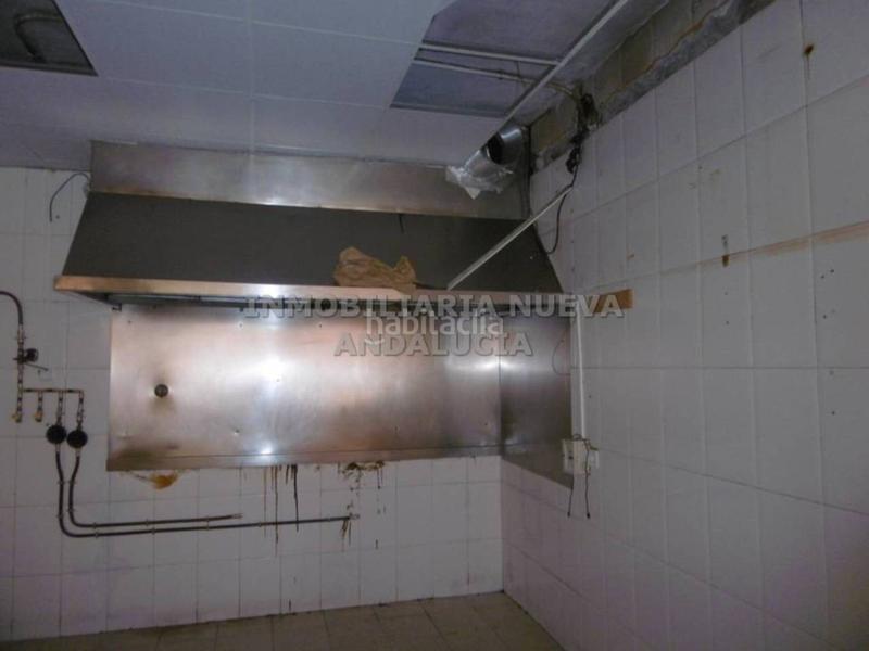 Foto 97fce756-a0a6-4280-b3ec-2c89b154b9bb. Rent business premise in Ciudad Jardín - Tagarete - El Zapillo Almería