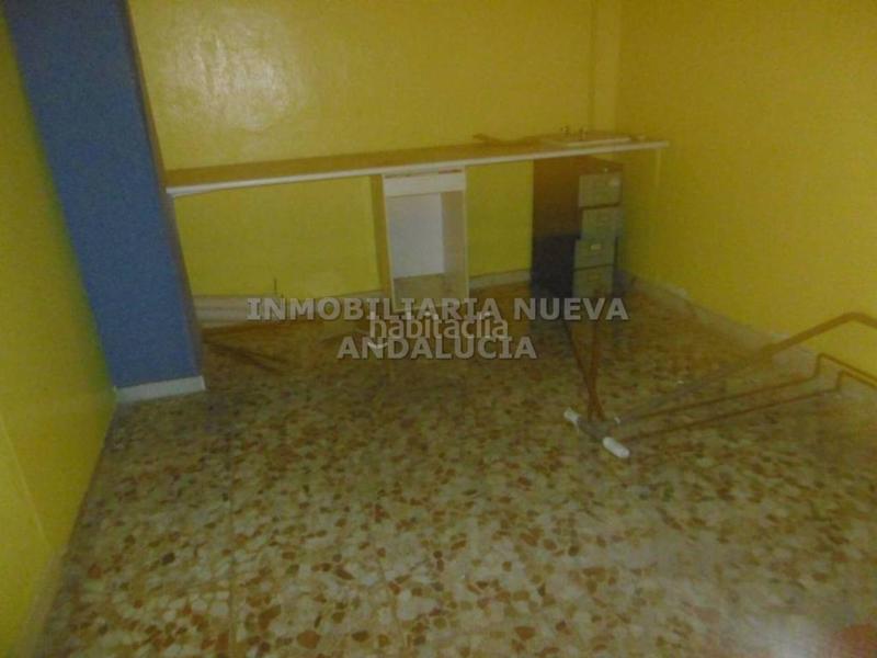 Foto 39c4434f-f4c0-44b3-ac3f-7dfbbbb9a480. Rent business premise in Nueva Andalucía Almería