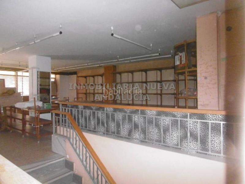 Foto 1704a4c5-0127-4a6a-ae41-4b772aeb0a26. Alquiler local comercial local en alquiler en Centro04001 en Almería
