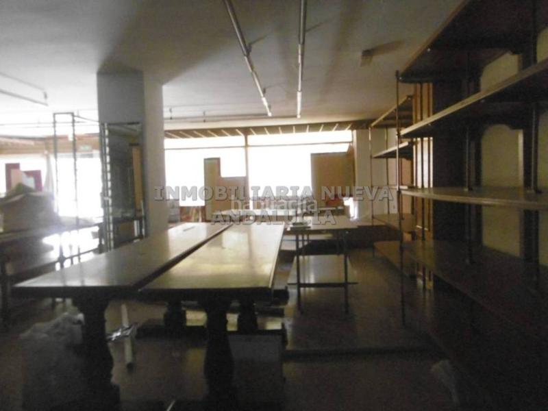 Foto b6b10688-558e-48de-bc95-c085c8bd9b9b. Alquiler local comercial local en alquiler en Centro04001 en Almería
