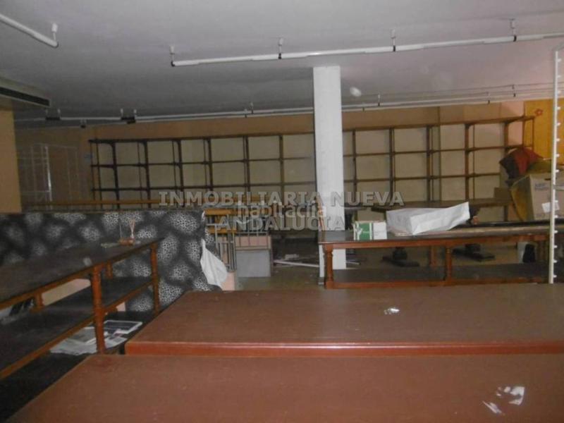 Foto db1603a1-3afe-4655-8955-9c0dca1e8e4e. Alquiler local comercial local en alquiler en Centro04001 en Almería