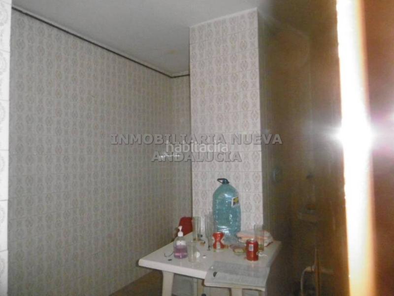 Foto 0aa35359-5962-4052-b752-c035be19380a. Rent business premise in Centro Almería