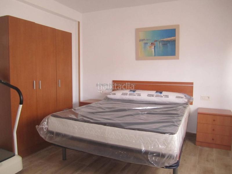 Foto 25ce2968-95cd-44ee-bfae-049a344d3500. Miete etagenwohnung in Barrio Alto - San Félix Almería