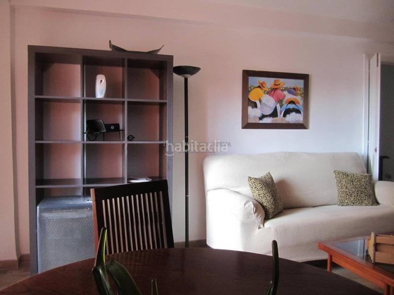 Foto 101079bc-e7e2-45fa-bb67-2200aa0ebd33. Rent flat in Barrio Alto - San Félix Almería