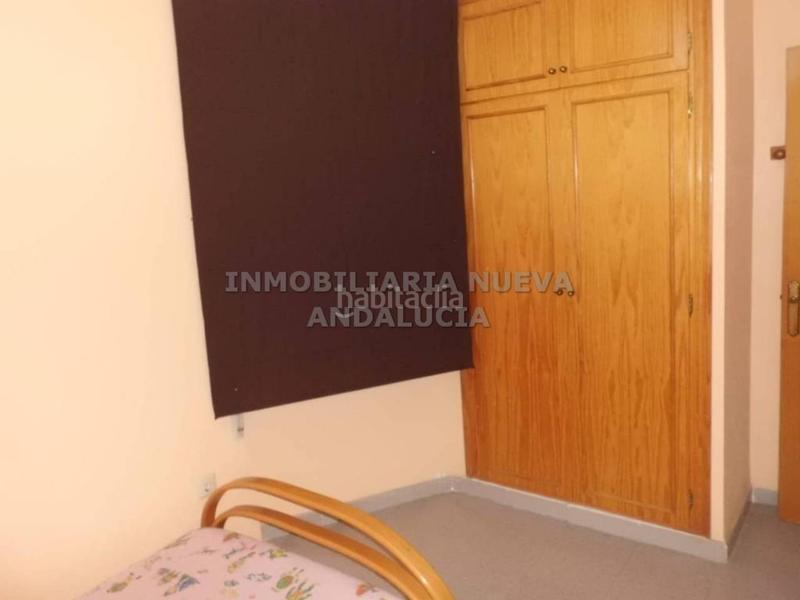 Foto f7601d15-6d5c-4538-a9b1-922e12de2ddf. Rent flat with parking pool in Retamar Almería